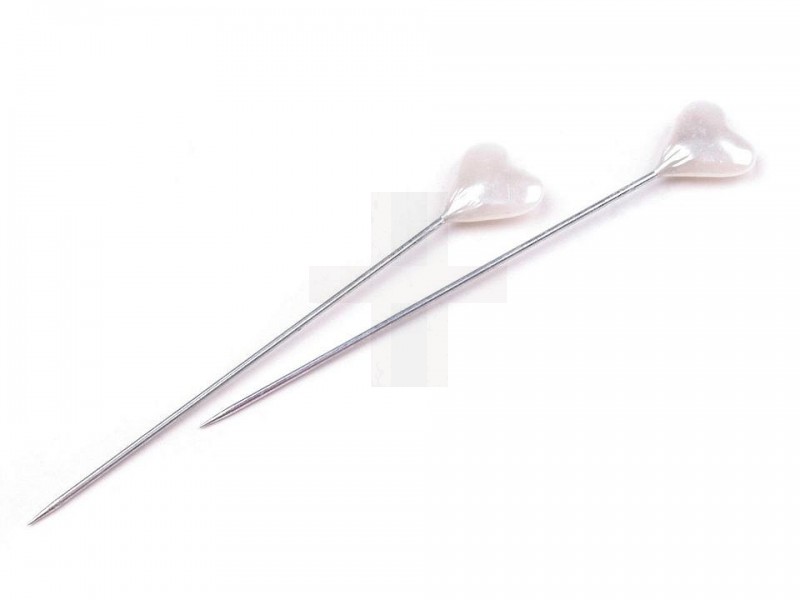 Gombostű szív alakú - 150 db Varrógéptű-, tű, varrókészlet