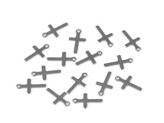 Kereszt alakú medál - 15 db/csomag 